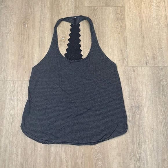 LuLulemon 105 F singlet tank top - Picture 5 of 9